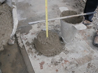 Slump test for fresh concrete