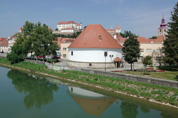 Pulverturm und Burgberg in Ptuj, Slowenien