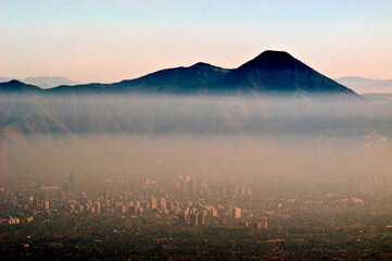 Air pollution, chile. Santiago de chile.