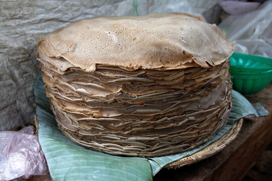 A plate with injera, made of teff flour, the national dish and staple diet of Ethiopia, Africa
