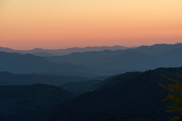 Mountain landscape at Foce Carpinelli, Tuscany, Italy. Sunset - 792768315
