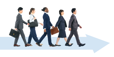 前に向かって歩く多国籍ビジネスパーソンのグループ　手作業で精密に切り抜いた背景透過全身写真PNG（1人ずつのPNG画像も販売しております。作成者リンクから「PNG」で検索してください）