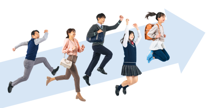 上に向かってジャンプする家族　手作業で精密に切り抜いた背景透過全身写真PNG（1人ずつのPNG画像も販売しております。作成者リンクから「PNG」で検索してください）