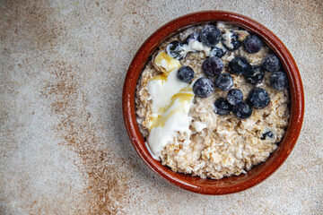 oatmeal with berries healthy breakfast porridge fresh cooking appetizer meal food snack on the table copy space food background