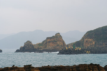 Fototapeta na wymiar View of sea from Yehliu Geopark in Taipei Taiwan.