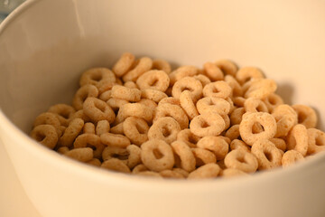 OAT CEREALS FOR BREAKFAST