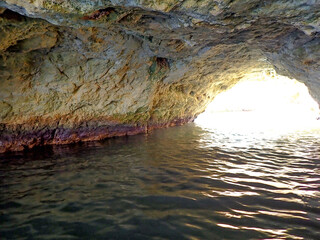 grotta di punta cirica 1246