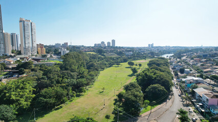 Londrina Paraná, panoramica do aterro do Igapó, quadras de area