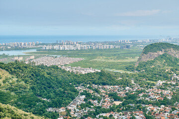Fototapeta na wymiar Favela do Rio das Pedras Vista da Pedra do Urubu, Anil, Rio de Janeiro - RJ