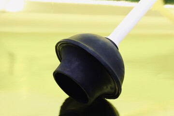 Drain clearing plunger 