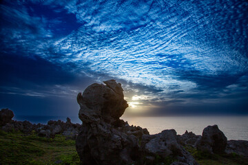 沖永良部島田皆岬の夕景
