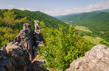 The Seneca Rocks, Rock Climbing Destination Spruce Knob-Seneca Rocks National Recreation Area, Park...