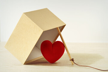 Heart in box trap - Love traps concept - obrazy, fototapety, plakaty