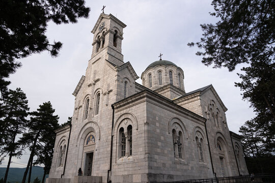 Cathédrale Saint-Basile d'Ostrog à Niksic, Monténégro