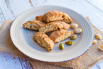 Italian Cantuccini cookies with pistachio 