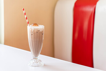 Iced cocoa water. Sweet drinks that are popular among teenagers. Caffe. Sweet drinks.