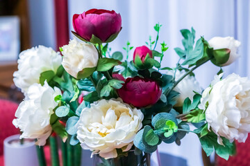 Mazzo di fiori in casa
