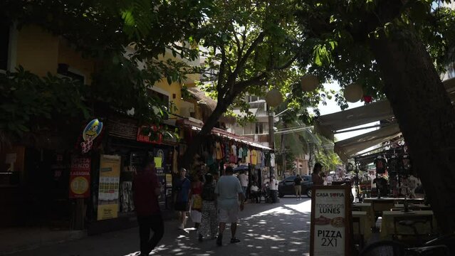 View of shops on 5th Avenue, Playa Del Carmen, Caribbean Coast, Yucatan Peninsula, Mexico, North America