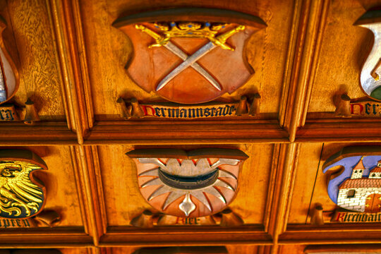 Die Deckengestaltung des St&auml;dtezimmers im Melanchthonhaus Bretten (Baden-W&uuml;rttemberg)