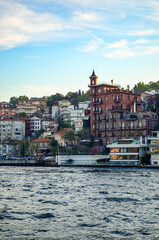 Obraz premium old building and view of the bosphorus, istanbul