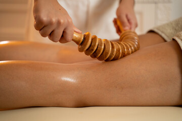 Madero anti cellulite massage with wooden tools, thigh massage