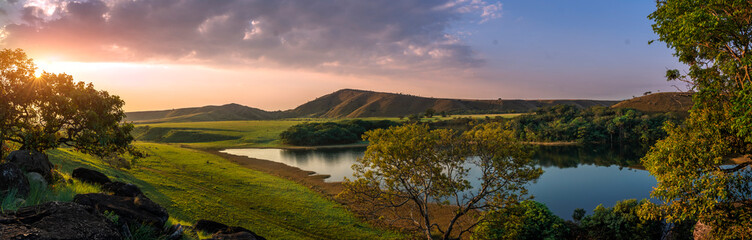 beautiful sunrise full of color to enjoy and take photographs
