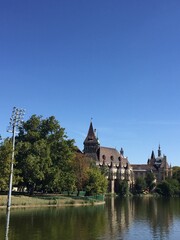 Fototapeta premium castle on the lake