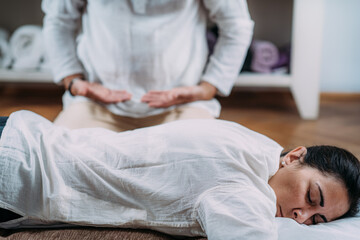 Close Up Shiatsu Massage Meditation - 794755306