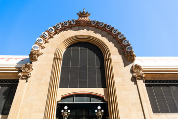 Mercat Central de Tarragona, Zentraler Markt bei Sonnenschein in Tarragona, Spanien