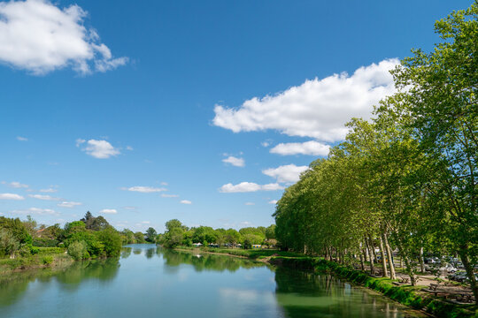 Adour river. New Aquitaine. Les Landes, France