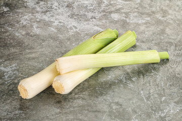 Raw natural ripe organic leek onion - 794888912