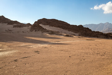 Fototapeta na wymiar View of desert mountain landscape