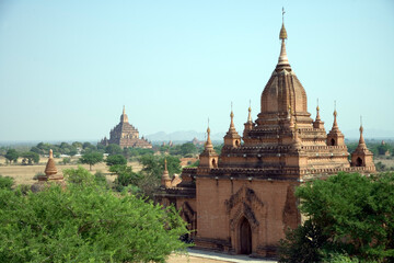 Fototapeta premium Myanmar Ancient city of Bagan on a sunny spring day