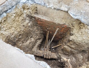 Excavation work, broken drinking water valve and repair