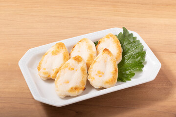 ミニ笹かまぼこ　チーズ入り