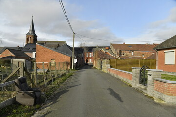 Obraz premium L'une des rues pittoresque au village de Ghislenghien (Ath)