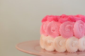 pink cupcake with petals on the table-Sweet Birthday Vase - Sweet Marriage Vase - Wedding Cake Vase