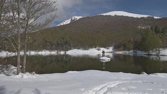 Lago Calamone nella neve | Ventasso Reggio Emilia
