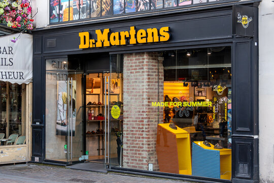 Boutique dr martens paris online