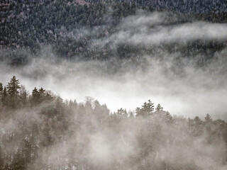  White Mountains are a mountain range of the state of New Hampshire , winter snow - obrazy, fototapety, plakaty