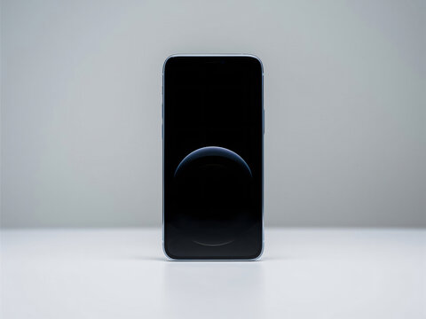 Tel&eacute;fono celular con reflejo moderno en la pantalla