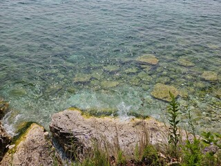 sea and rocks