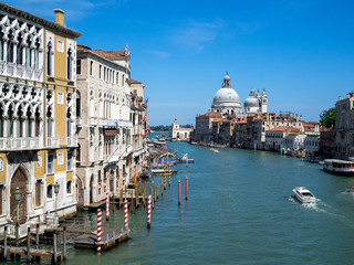 Grand Canal looking to Santa Maria della Salute, Venice - obrazy, fototapety, plakaty