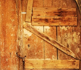 Vecchia porta di legno