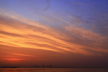 朝焼け　morning glow