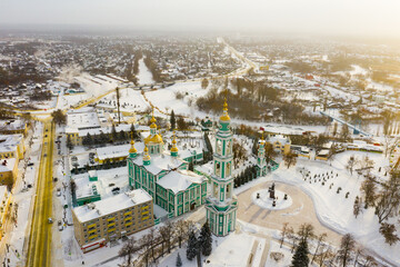Obraz premium Top view of the Spaso-Preobrazhensky Cathedral on the square in the city center and residential areas of Tambov ..in winter, Russia..