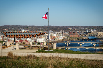 Cedar Rapids, Iowa, USA Mount Trashmore overlook with American flag.