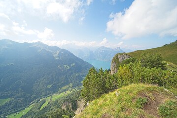 Fototapeta na wymiar The ridge hike “Klingenstock – Fronalpstock” is a very beautiful hike in central Switzerland. 