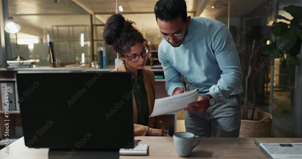 Aufkleber computer, collaboration and documents with business people in office together for report or informat