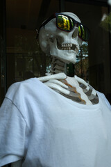 Skeleton with t-shirt and sunglasses